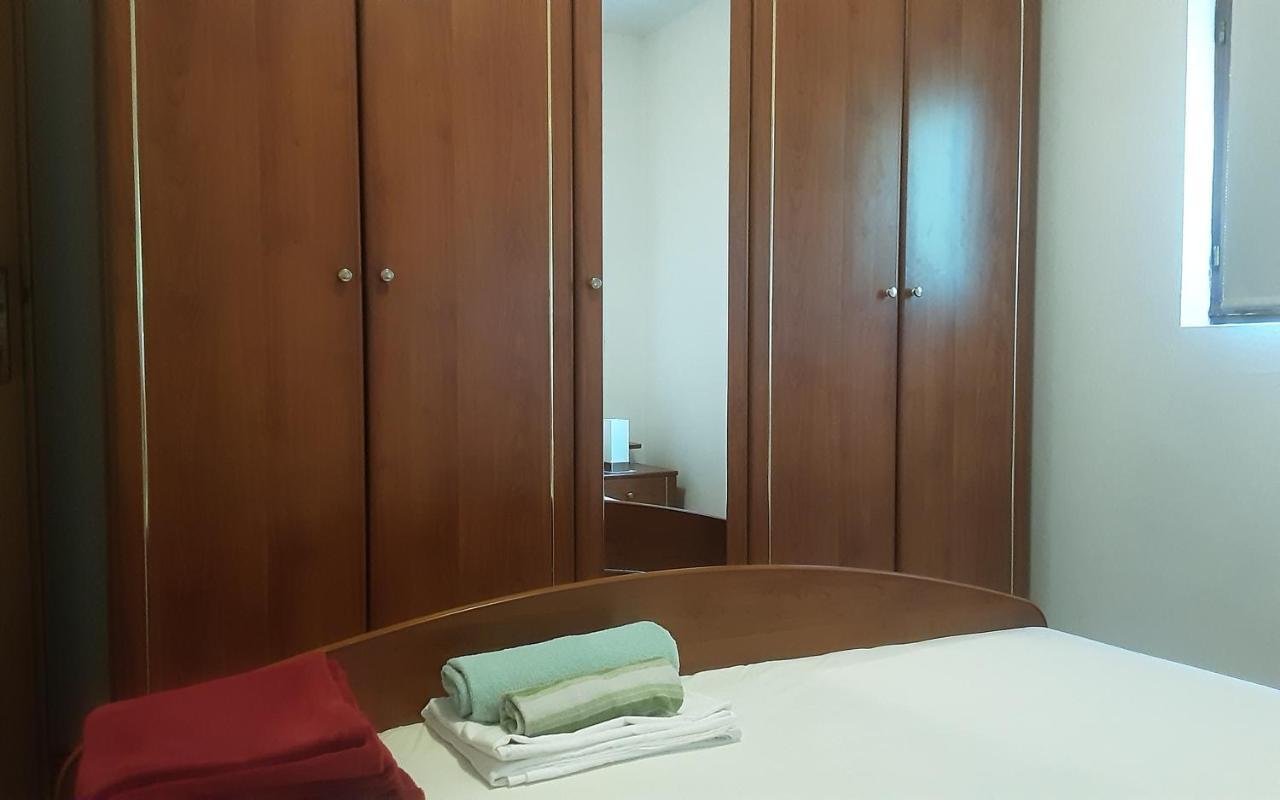 Apartments Nena 3* Liznjan Luaran gambar