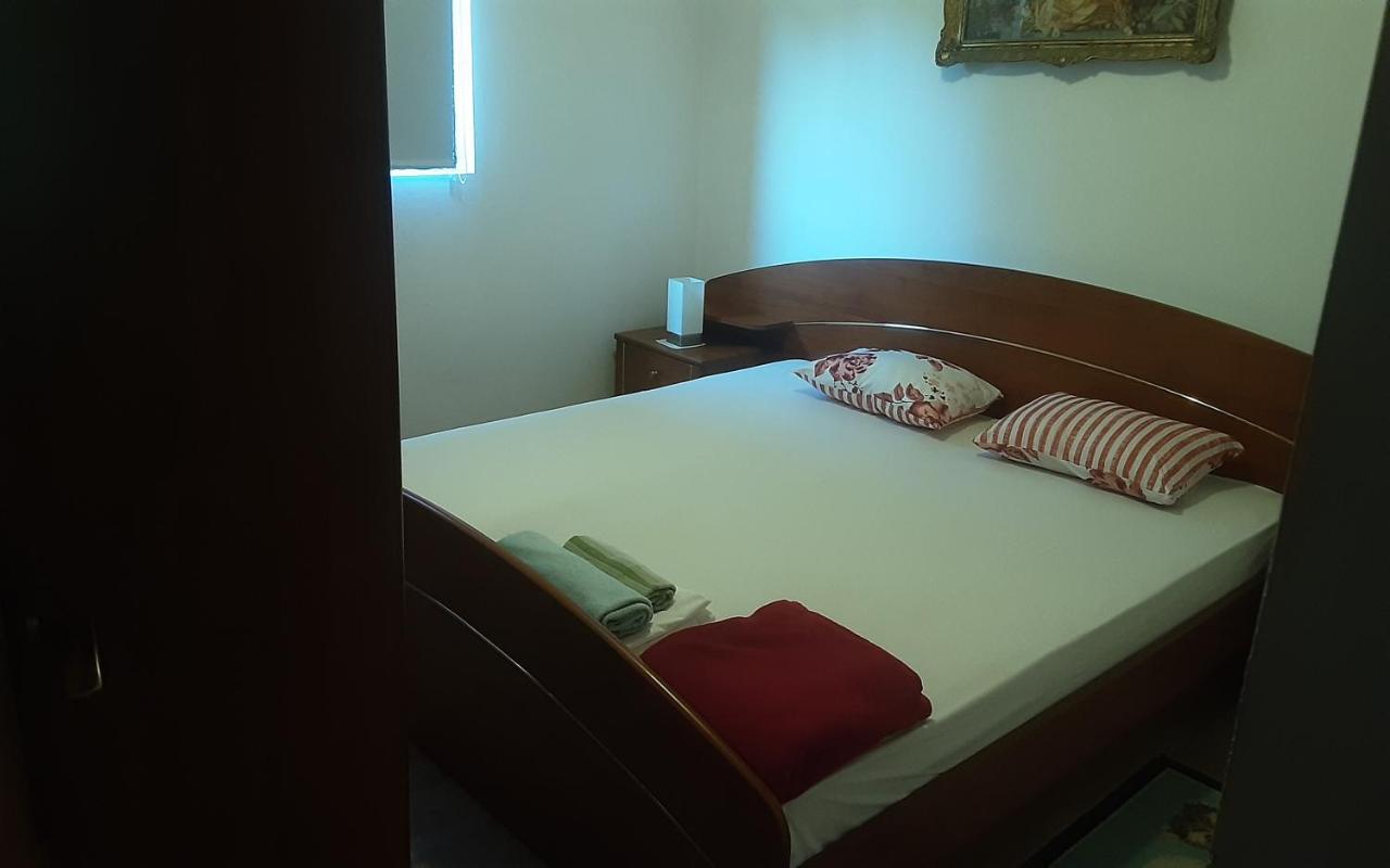 Apartments Nena 3* Liznjan Luaran gambar