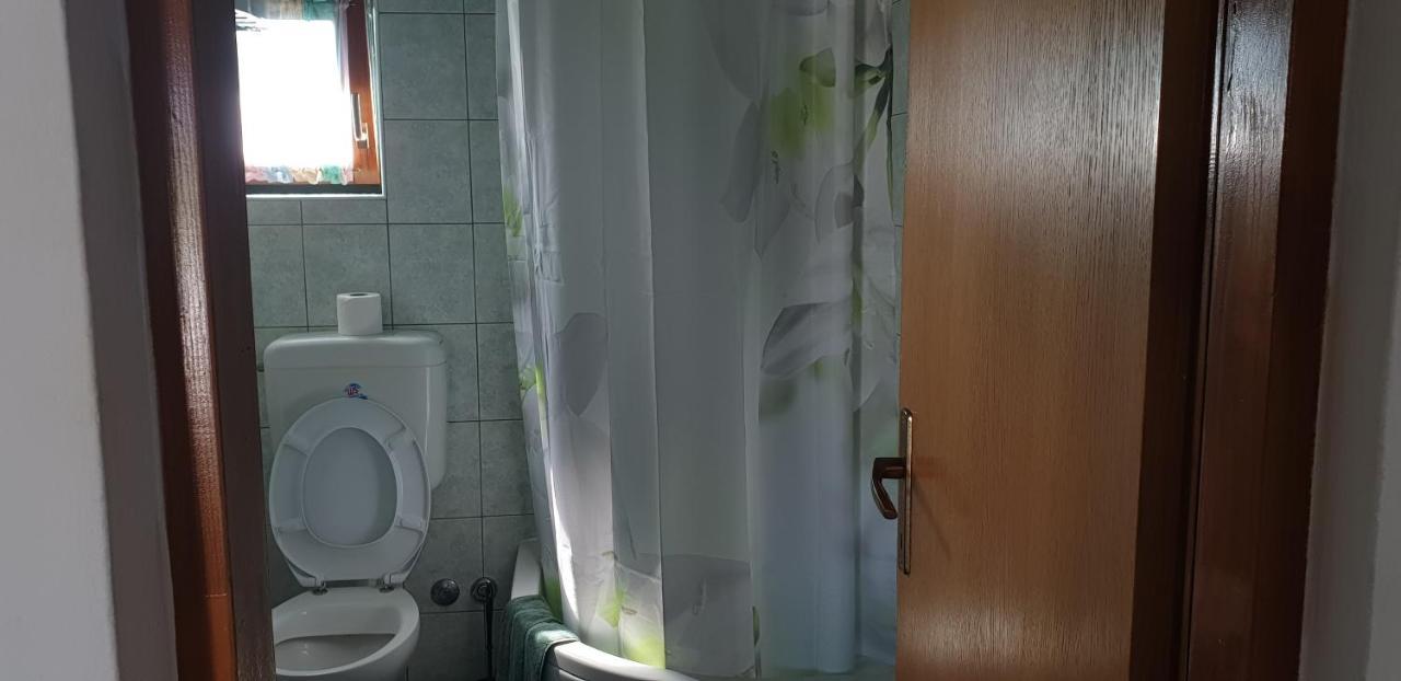 Apartments Nena 3* Liznjan Luaran gambar