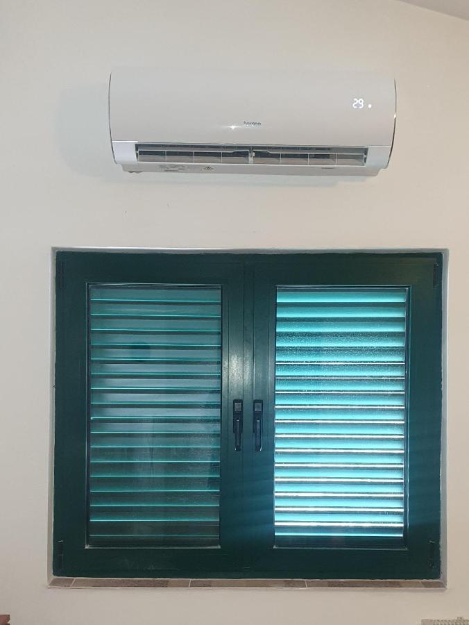 Apartments Nena 3* Liznjan Luaran gambar